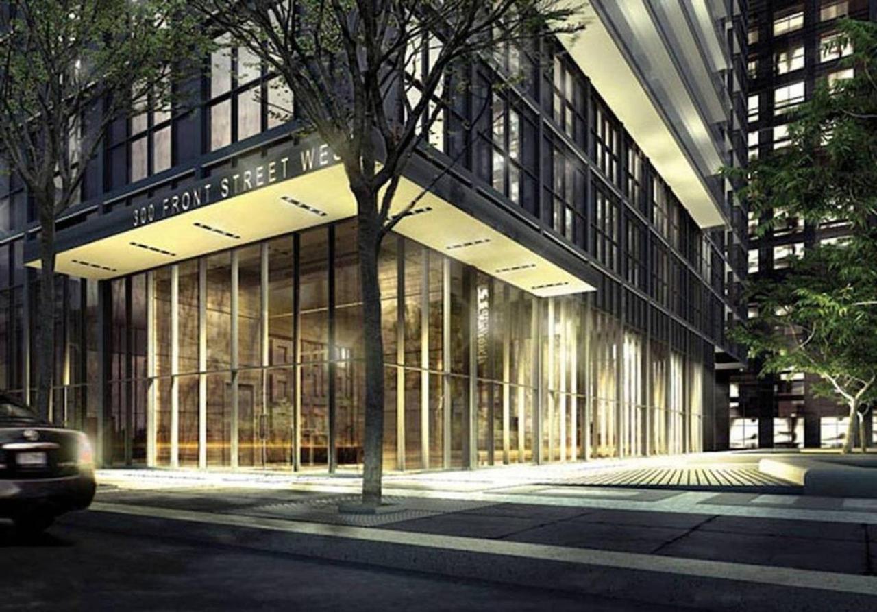 Stunning Views Of Downtown - Luxury High Rise With King Bed! Villa Toronto Exterior photo