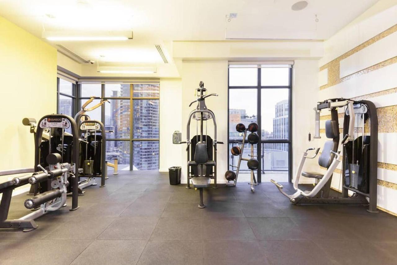Stunning Views Of Downtown - Luxury High Rise With King Bed! Villa Toronto Exterior photo